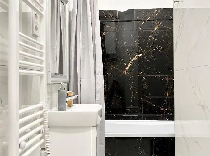 N24 By Small Apartament